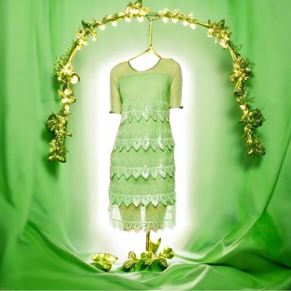 Badgley Mischka Green Sheer Lace Tiered Sequins Cocktail Dress LARGE NWT $145 - Picture 15 of 16